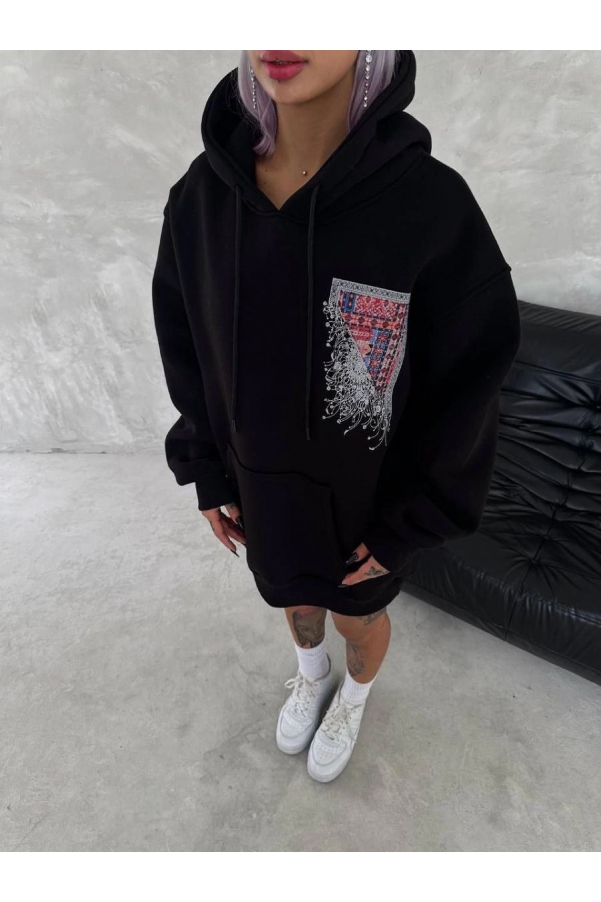 Kadın Kapüşonlu Kanguru Cepli Sweatshirt 3 İplik Pamuklu Baskılı Hoodie - Siyah