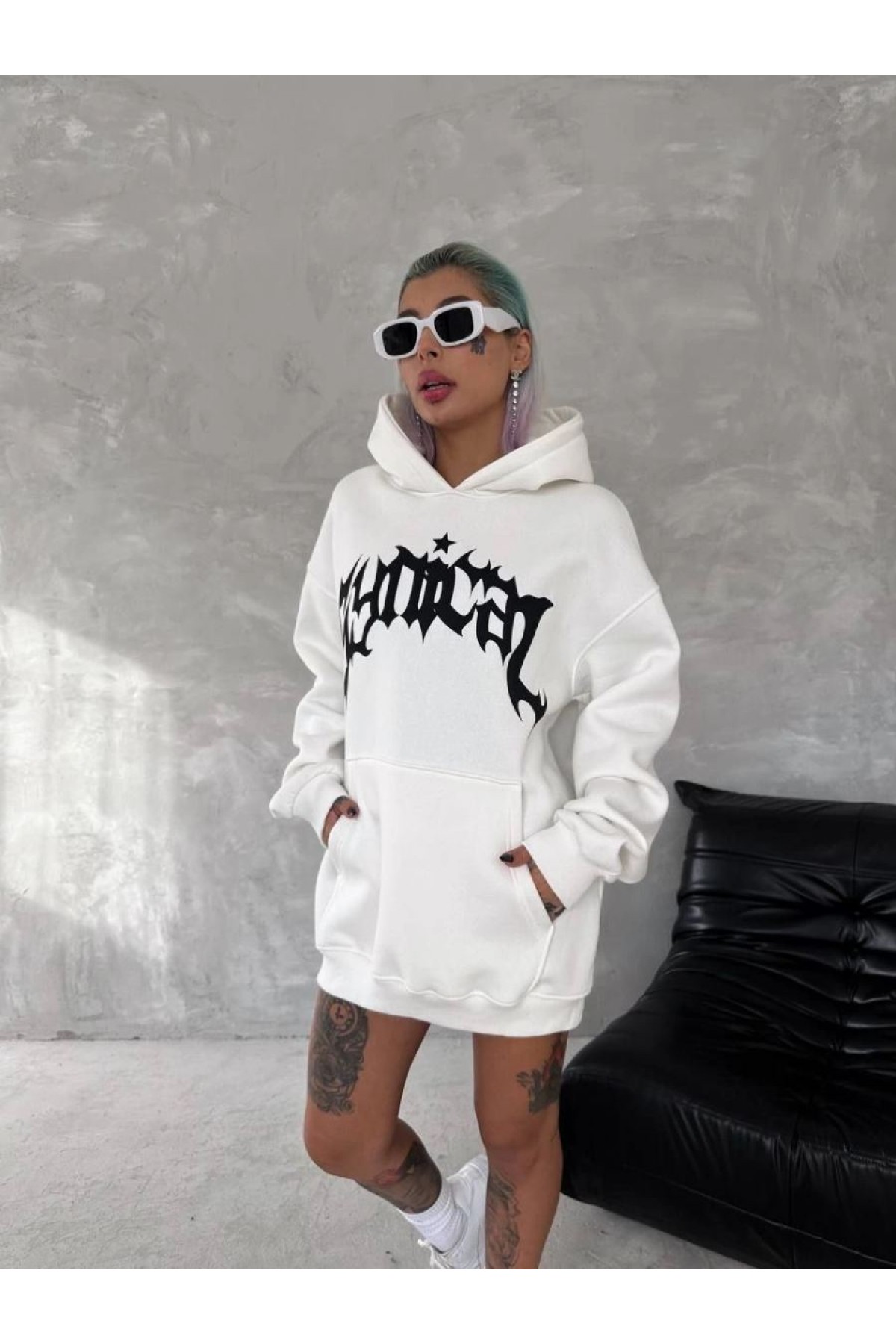 Kadın Oversize Kapüşonlu Cepli Baskılı 3 İplik Pamuklu Hoodie Sweatshirt - Beyaz