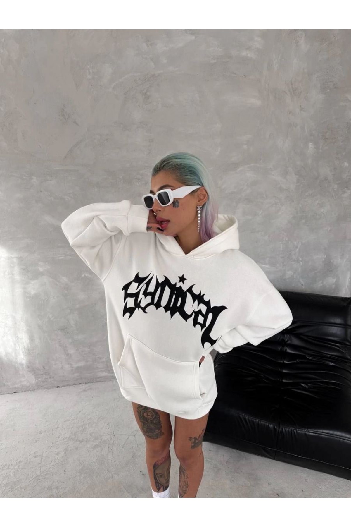 Kadın Oversize Kapüşonlu Cepli Baskılı 3 İplik Pamuklu Hoodie Sweatshirt - Beyaz