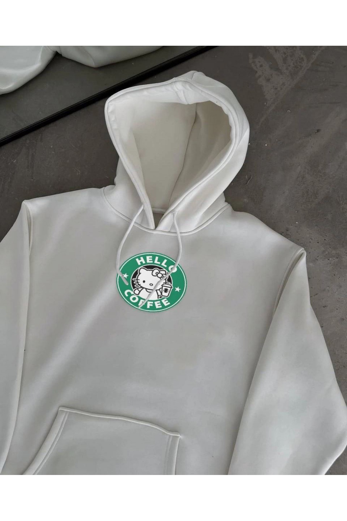 Kadın Oversize Kapüşonlu Kanguru Cepli Baskılı 3 İplik Pamuklu Sweatshirt Hoodie -   Beyaz