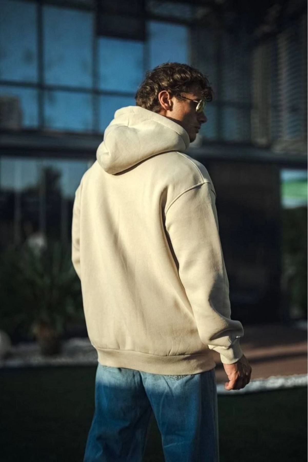 Kadın 3 İplik Pamuklu Kapüşonlu Kanguru Cepli Oversize Hoodie Sweatshirt - Bej