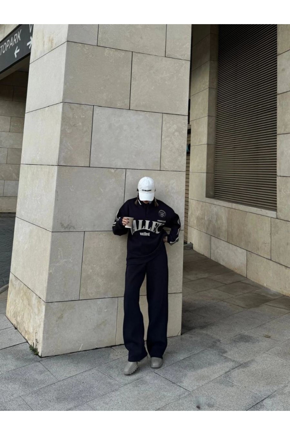 Kadın 3 İplik Pamuklu Yakalı Sweat Baggy Pantolonlu Alt-Üst Takım - Siyah