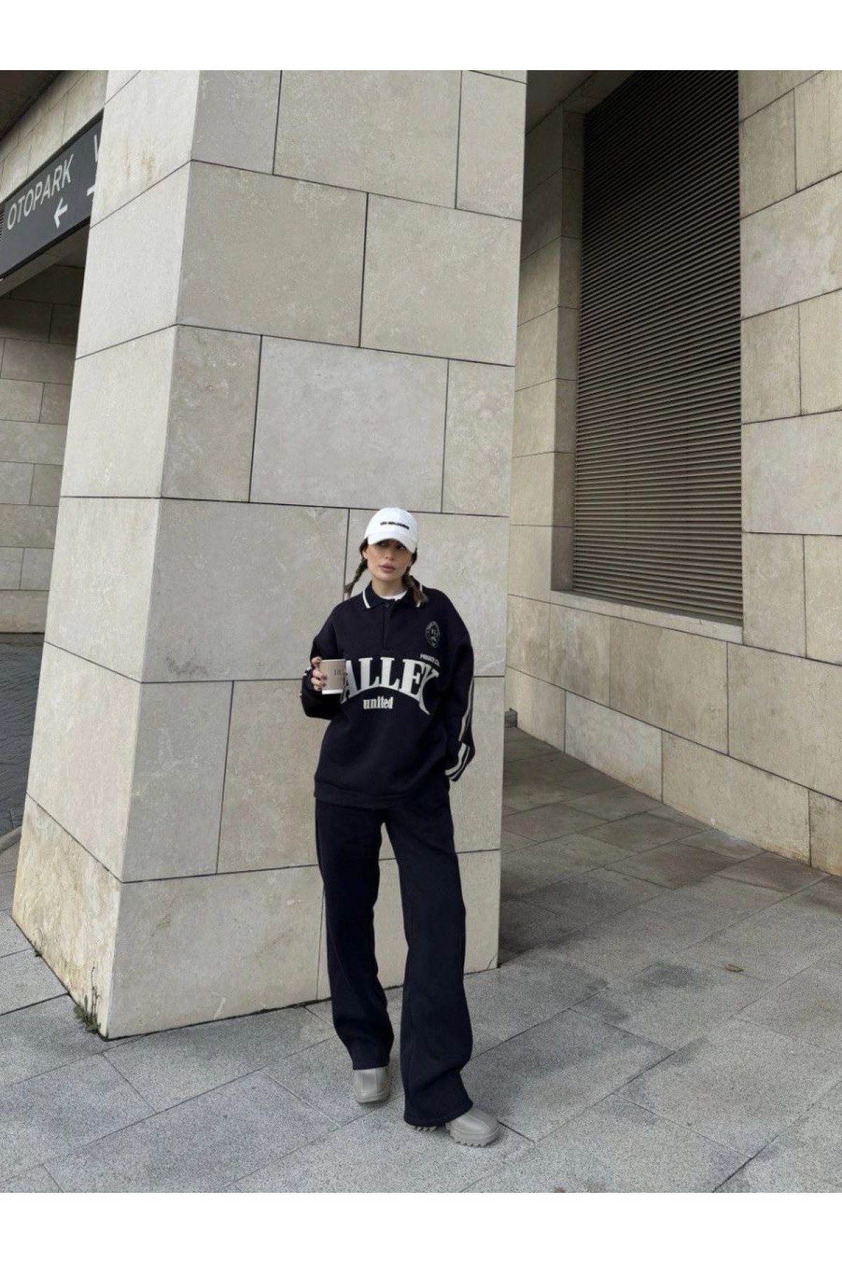 Kadın 3 İplik Pamuklu Yakalı Sweat Baggy Pantolonlu Alt-Üst Takım - Siyah