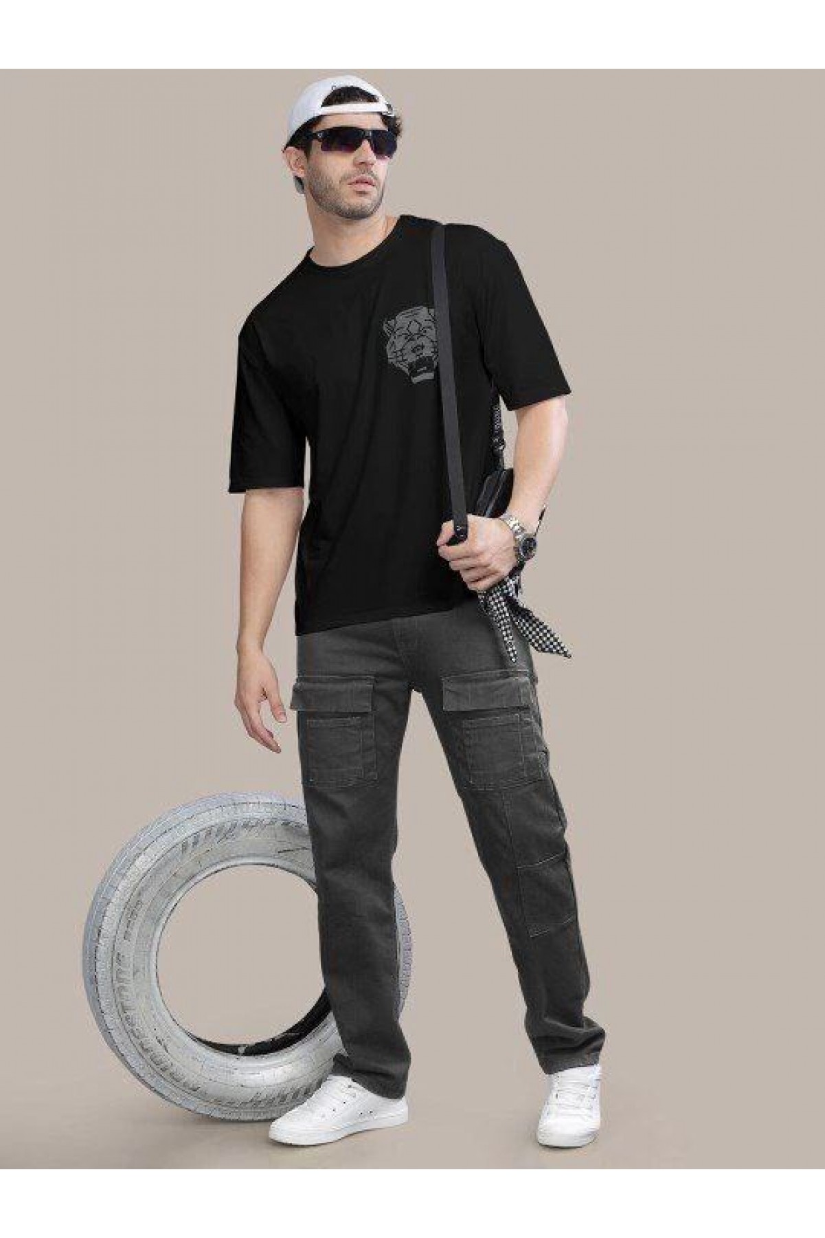 Erkek Kısa Kol Yazlık Tişört Bisiklet Yaka ASLAN Baskılı T-Shirt - Siyah