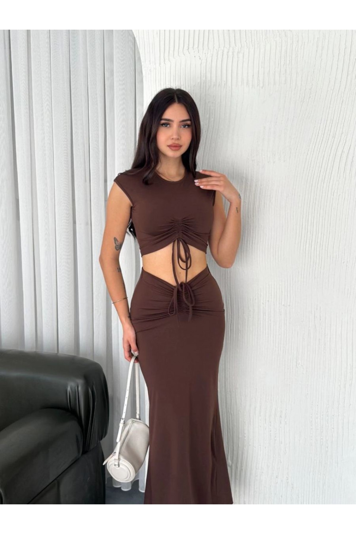 Osy Modal Yumuşak Dokulu Kumaş Büzgülü Crop Etek Takım -Kahverengi