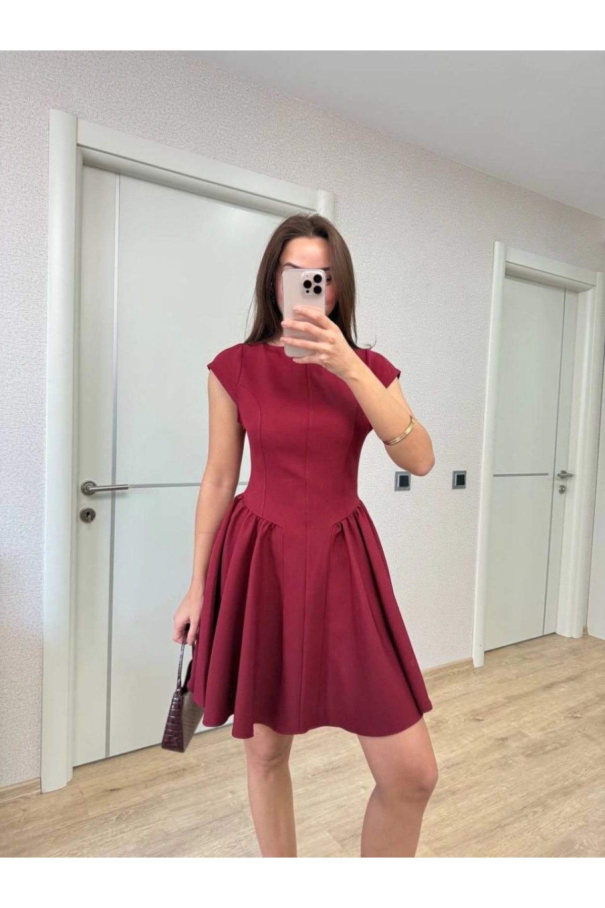 Kadın Sırt dekolteli Çan Detaylı Mini Elbise - Bordo