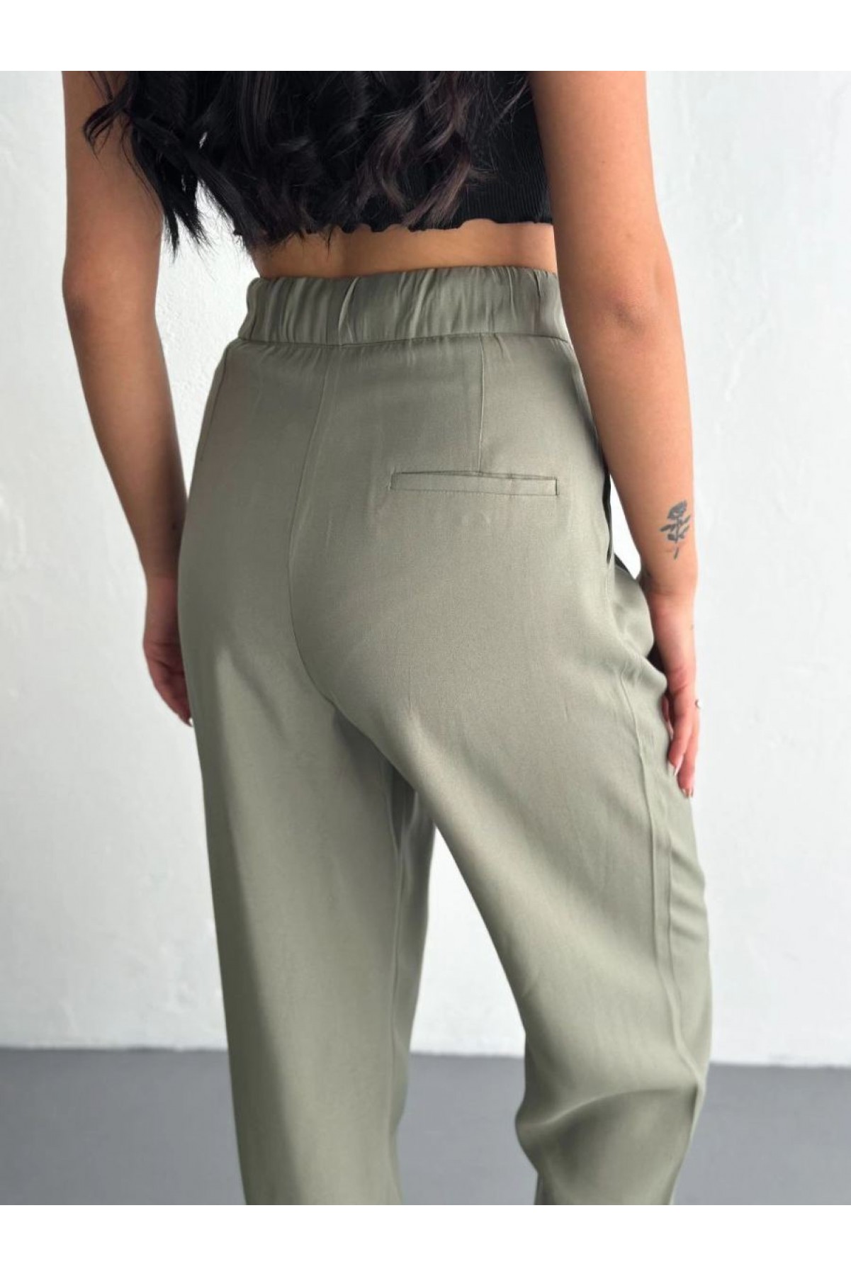 Kadın Yüksel Bel Beli Bağcıklı Cepli Rahat Paça Pantolon - Su Yeşili