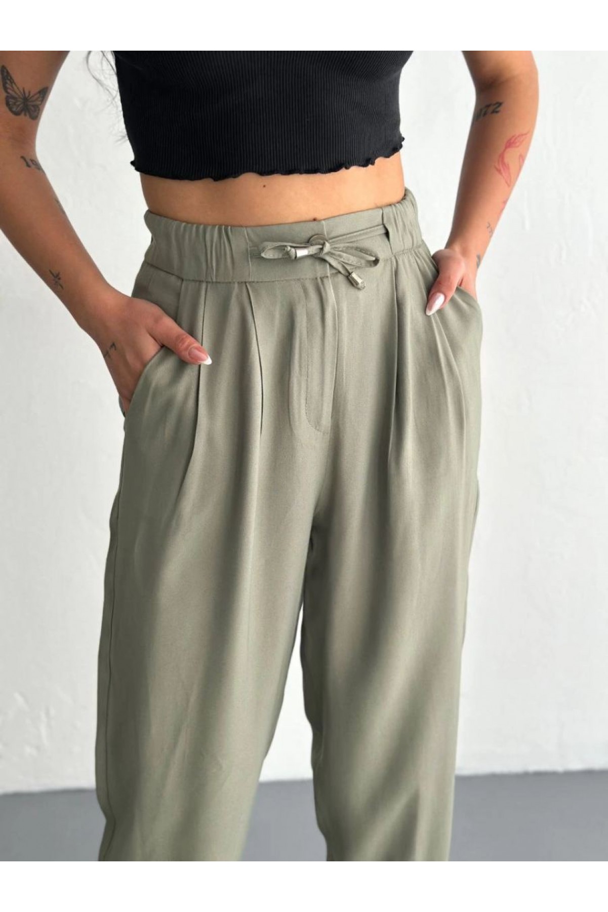 Kadın Yüksel Bel Beli Bağcıklı Cepli Rahat Paça Pantolon - Su Yeşili