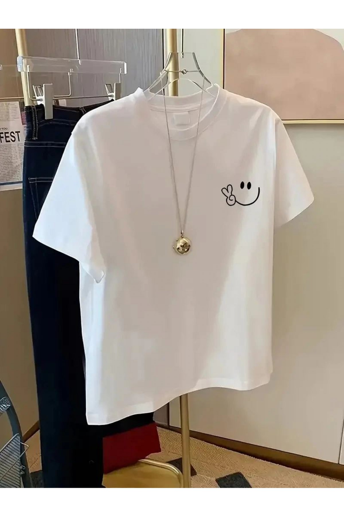 Kadın Gülücük Baskılı Tişört Kısa Kol Bisiklet Yaka Oversize T-Shirt - Beyaz