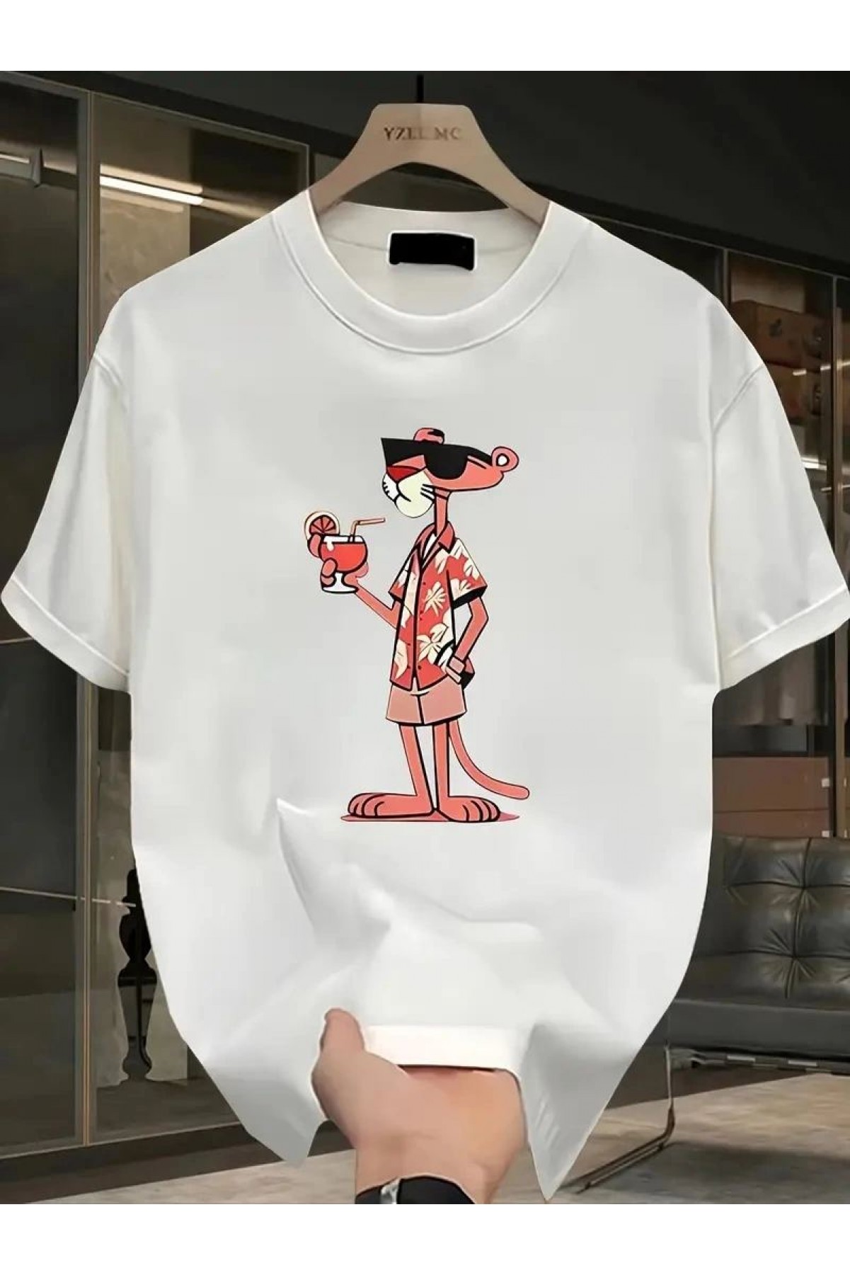 Erkek Bisiklet yaka t-shirt Pembe Panter Baskılı Kısa Kollu Tişört - Beyaz