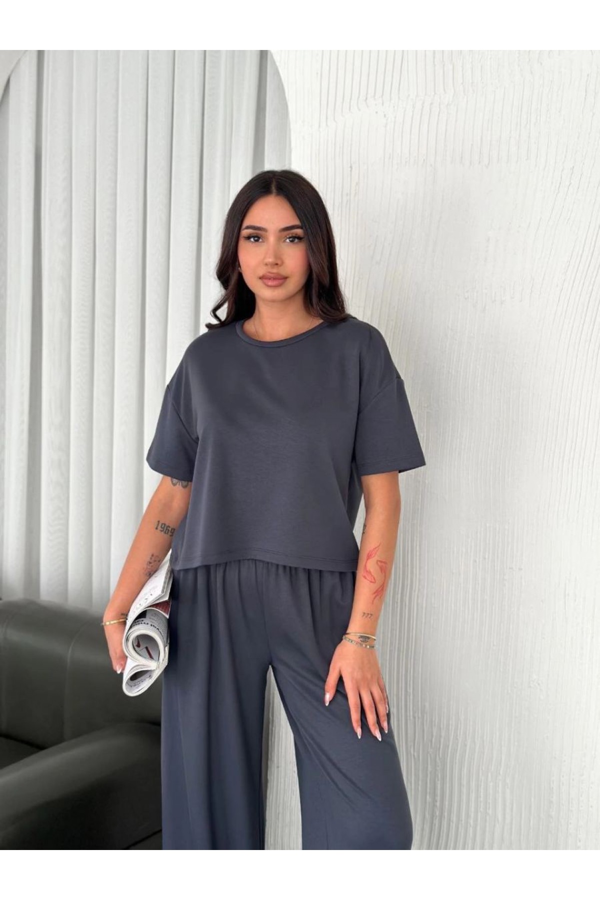 Kadın Osy Modal Yumuşak Dokulu Kumaş Bisiklet Yaka T-shirt Bol paça Pantalon ikili Takım -Antrasit