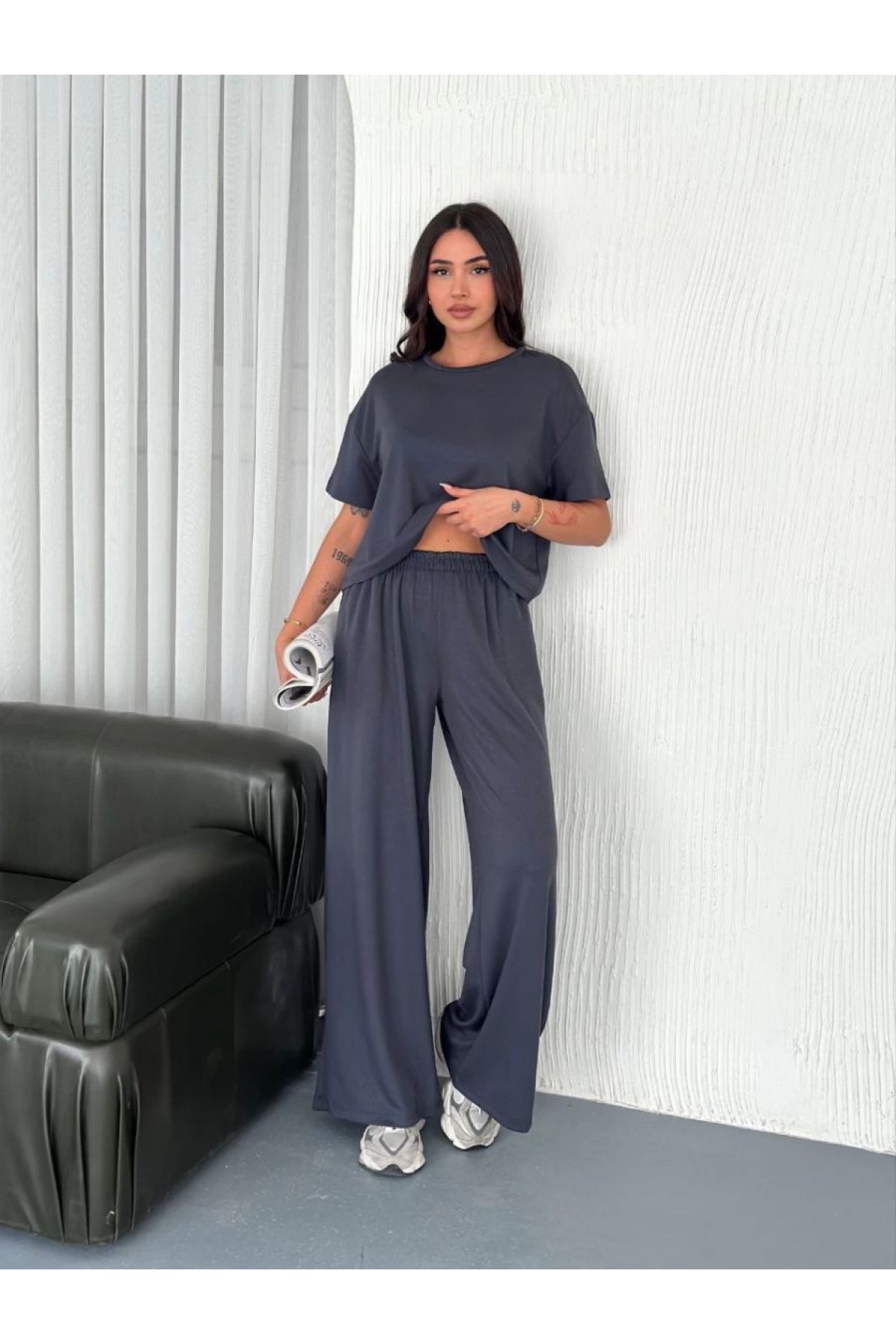 Kadın Osy Modal Yumuşak Dokulu Kumaş Bisiklet Yaka T-shirt Bol paça Pantalon ikili Takım -Antrasit