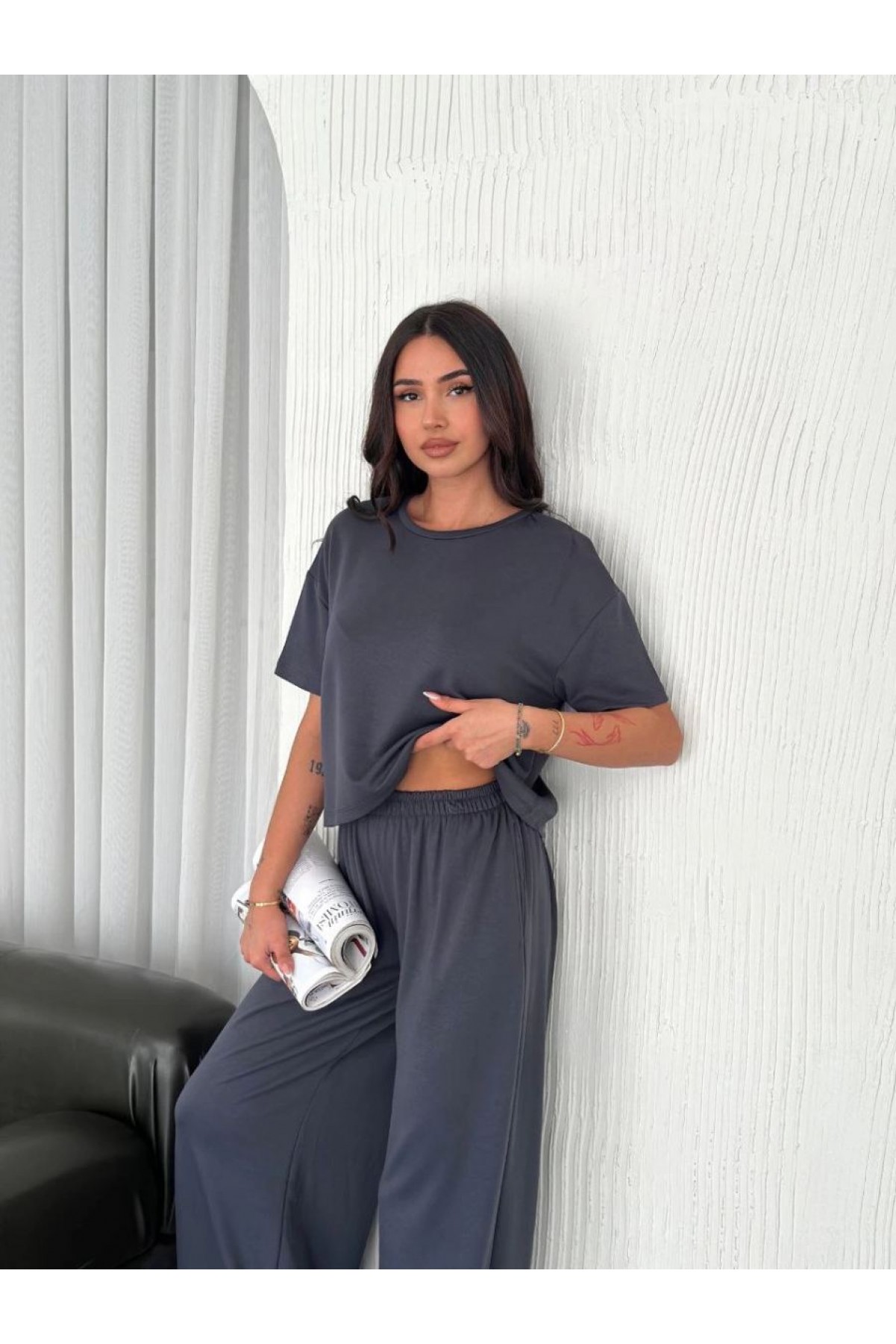 Kadın Osy Modal Yumuşak Dokulu Kumaş Bisiklet Yaka T-shirt Bol paça Pantalon ikili Takım -Antrasit