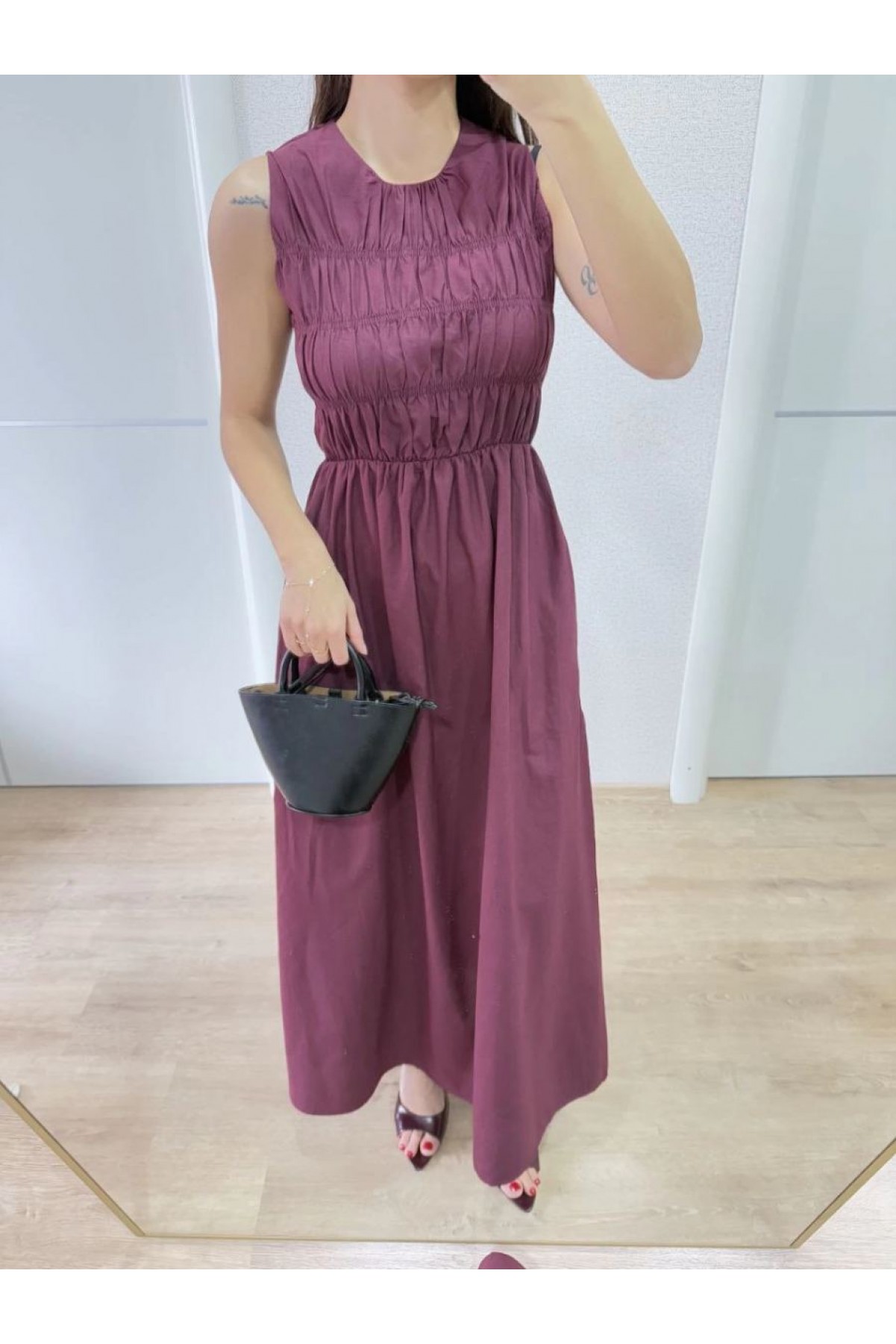 Kadın Kolsuz Göğüs Lastıklı %100 Poplin Uzun Elbise - Bordo