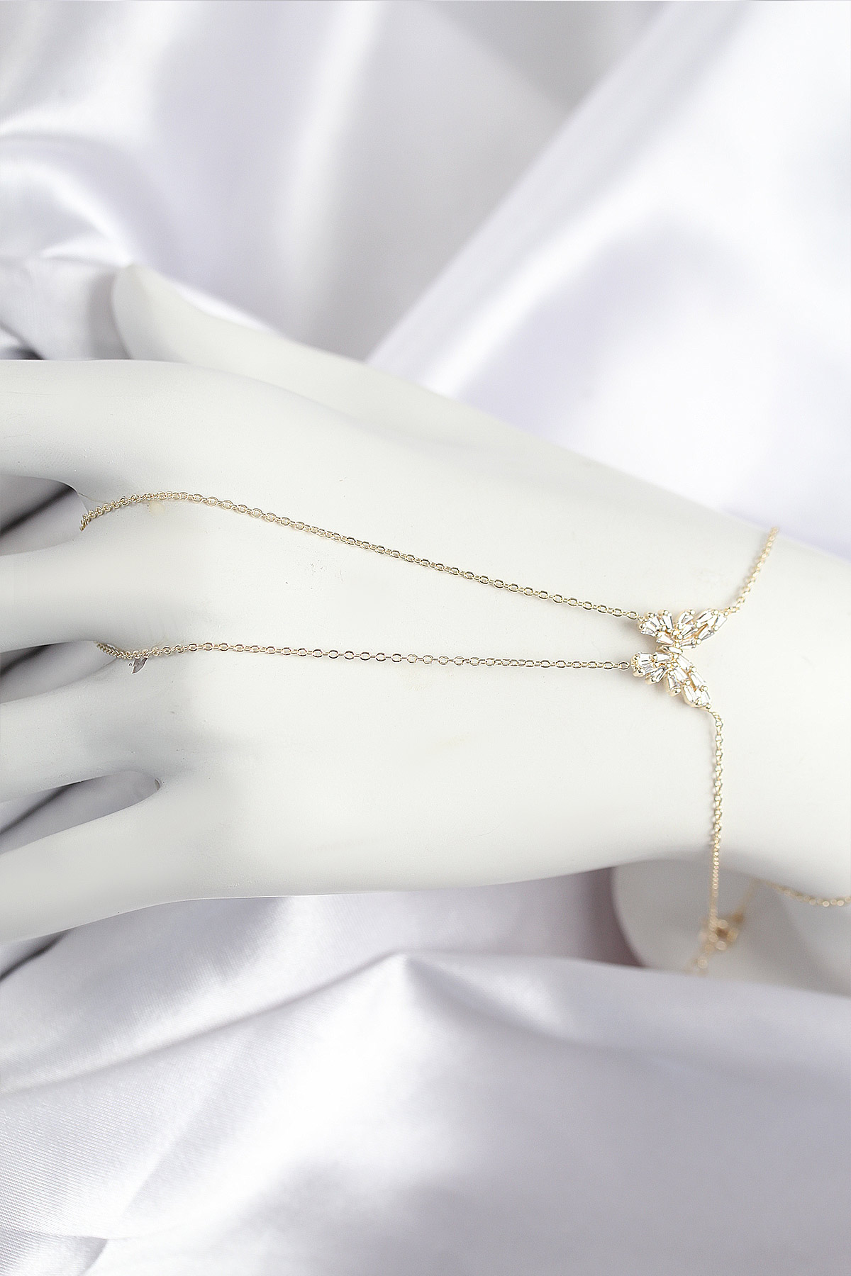 Pirinç Zirkon Taşlı Kelebek Model Gold Renk Şahmeran - TJ-SN717