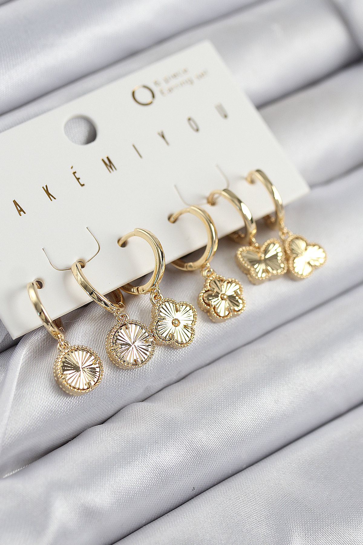 Pirinç Zirkon Taşlı Yonca Model Gold Renk 6'lı Küpe Set - TJ-BKP11207