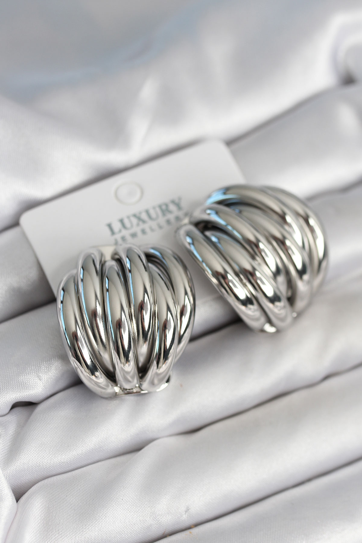 Pirinç Gümüş Renk Vintage Kadın Küpe - TJ-BKP11314