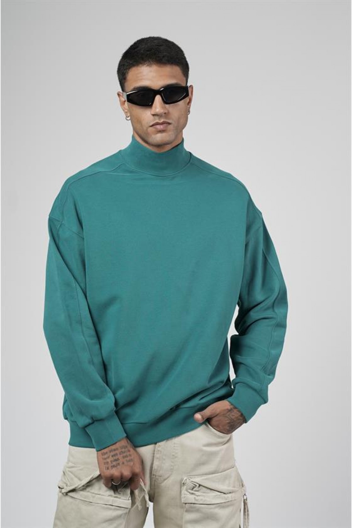 Balıkçı Yaka Oversize Kalıp Erkek Sweatshirt S