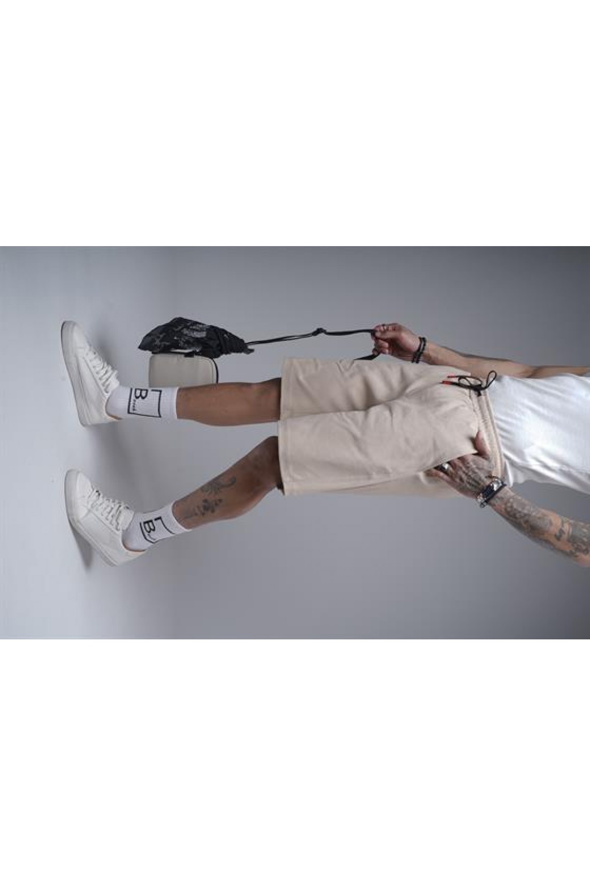 Beli Lastikli Cepli Regular Kalıp Erkek Şort Bermuda S