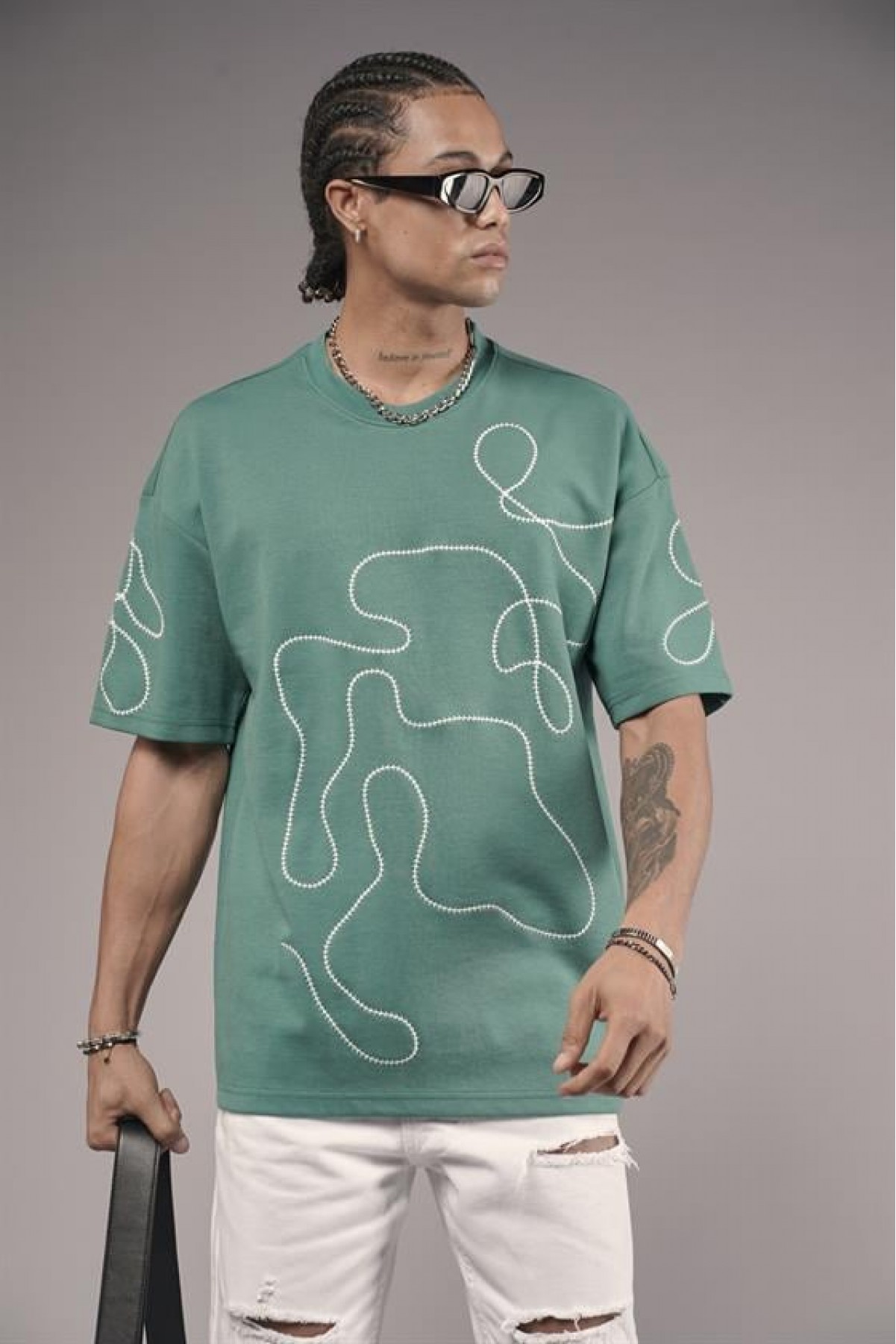 Bisiklet Yaka Nakış Detaylı Oversize Kalıp Unisex Tişört S