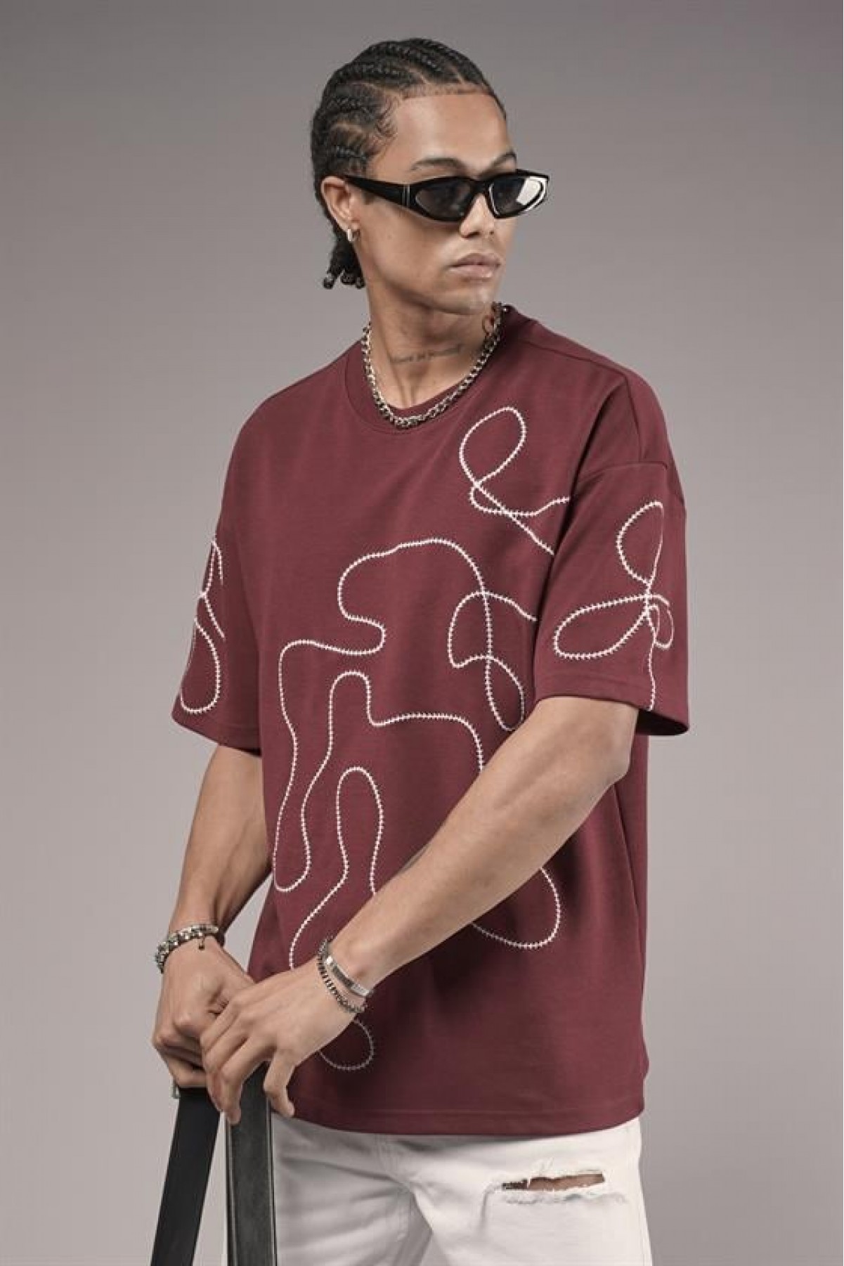 Bisiklet Yaka Nakış Detaylı Oversize Kalıp Unisex Tişört S