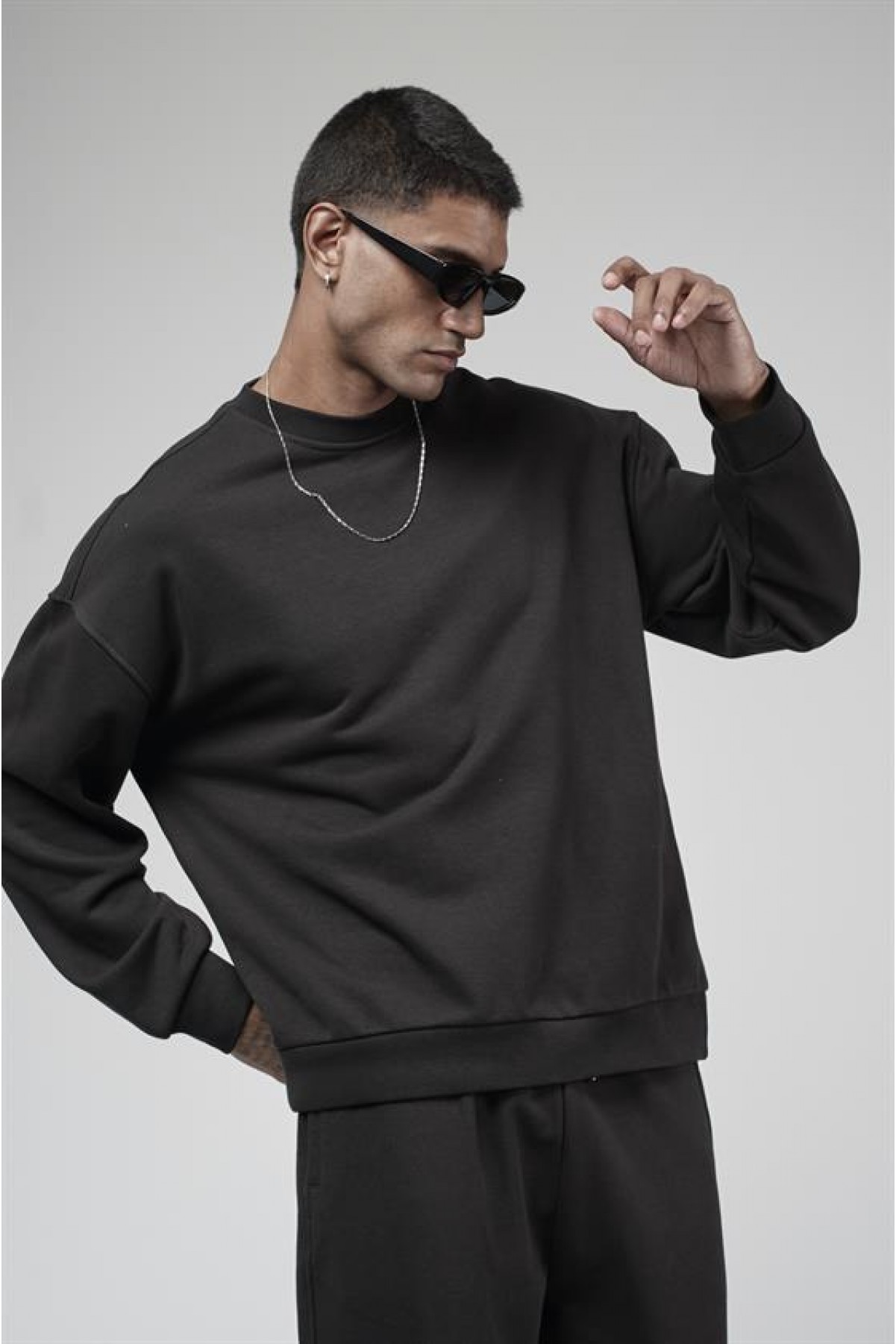 Bisiklet Yaka Oversize Kalıp Sweat Pantolon Alt Üst Takım S