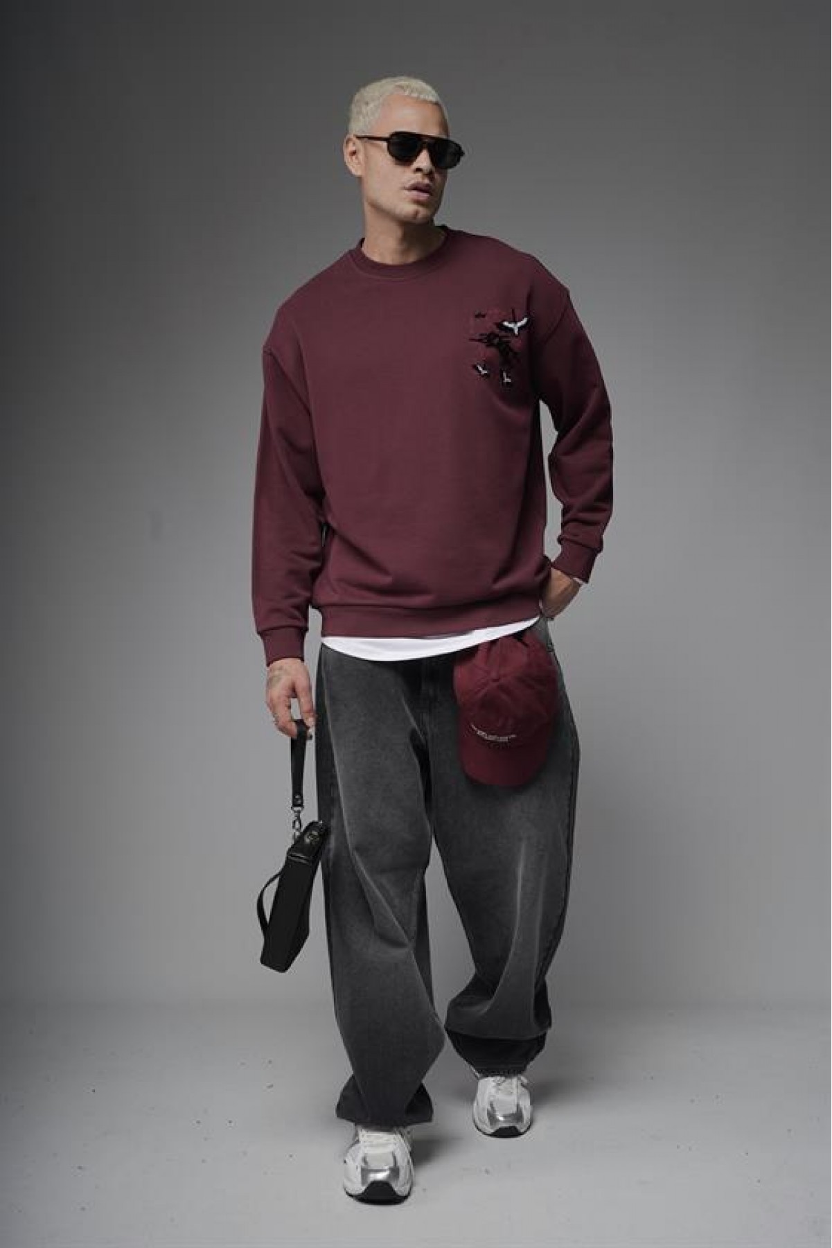 Bisiklet Yaka Sırtı Leylek Baskılı Nakışlı Oversize Kalıp Sweatshirt S