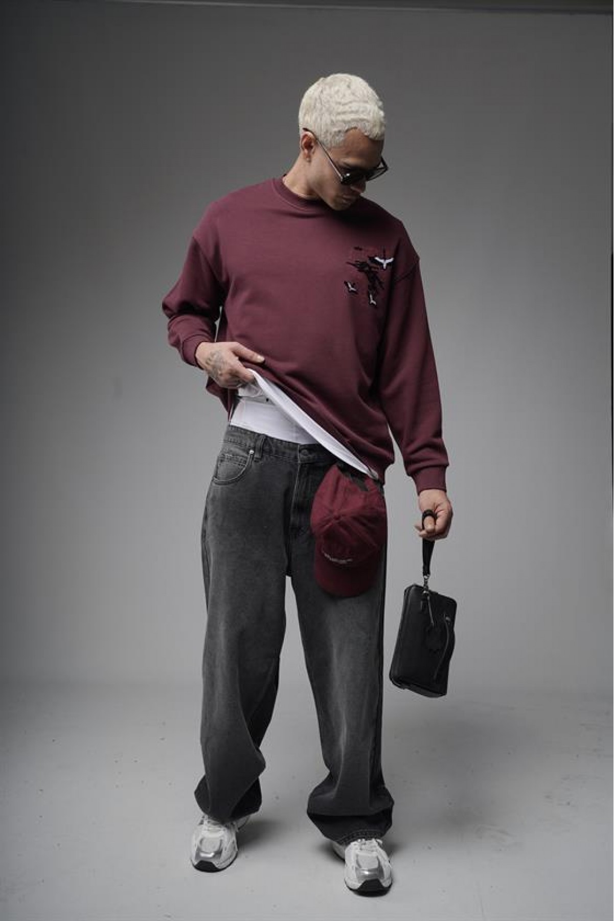 Bisiklet Yaka Sırtı Leylek Baskılı Nakışlı Oversize Kalıp Sweatshirt S