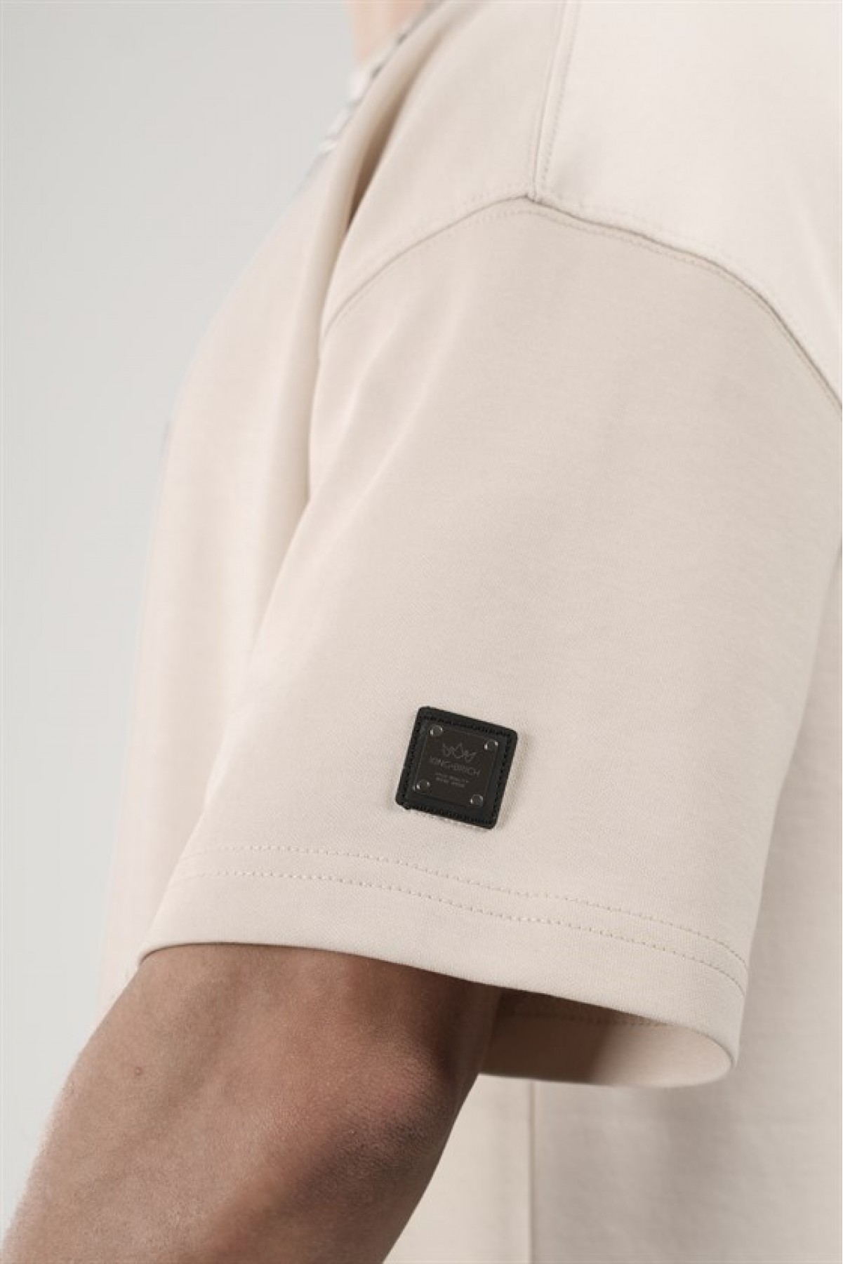 Bisiklet Yaka Taşlı Logo Detaylı Oversize Kalıp Erkek Tişört S