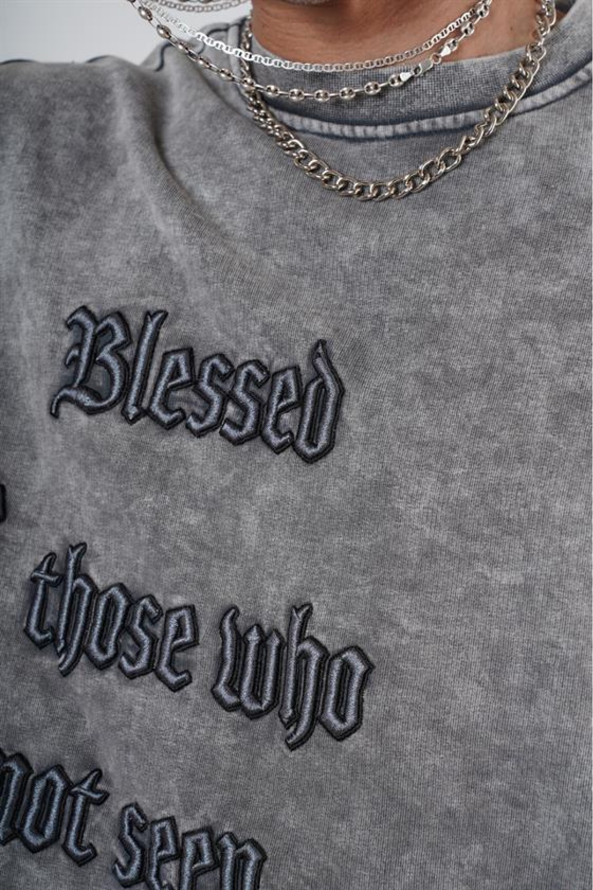 Bisiklet Yaka Yazı Nakışlı Yıkamalı Oversize Kalıp Unisex Sweatshirt S