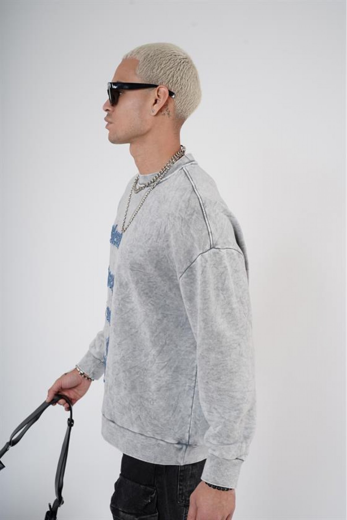 Bisiklet Yaka Yazı Nakışlı Yıkamalı Oversize Kalıp Unisex Sweatshirt S