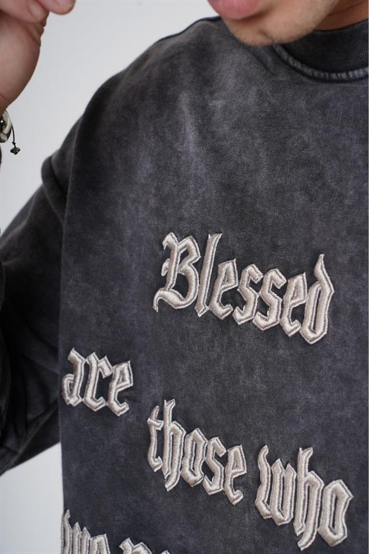 Bisiklet Yaka Yazı Nakışlı Yıkamalı Oversize Kalıp Unisex Sweatshirt S