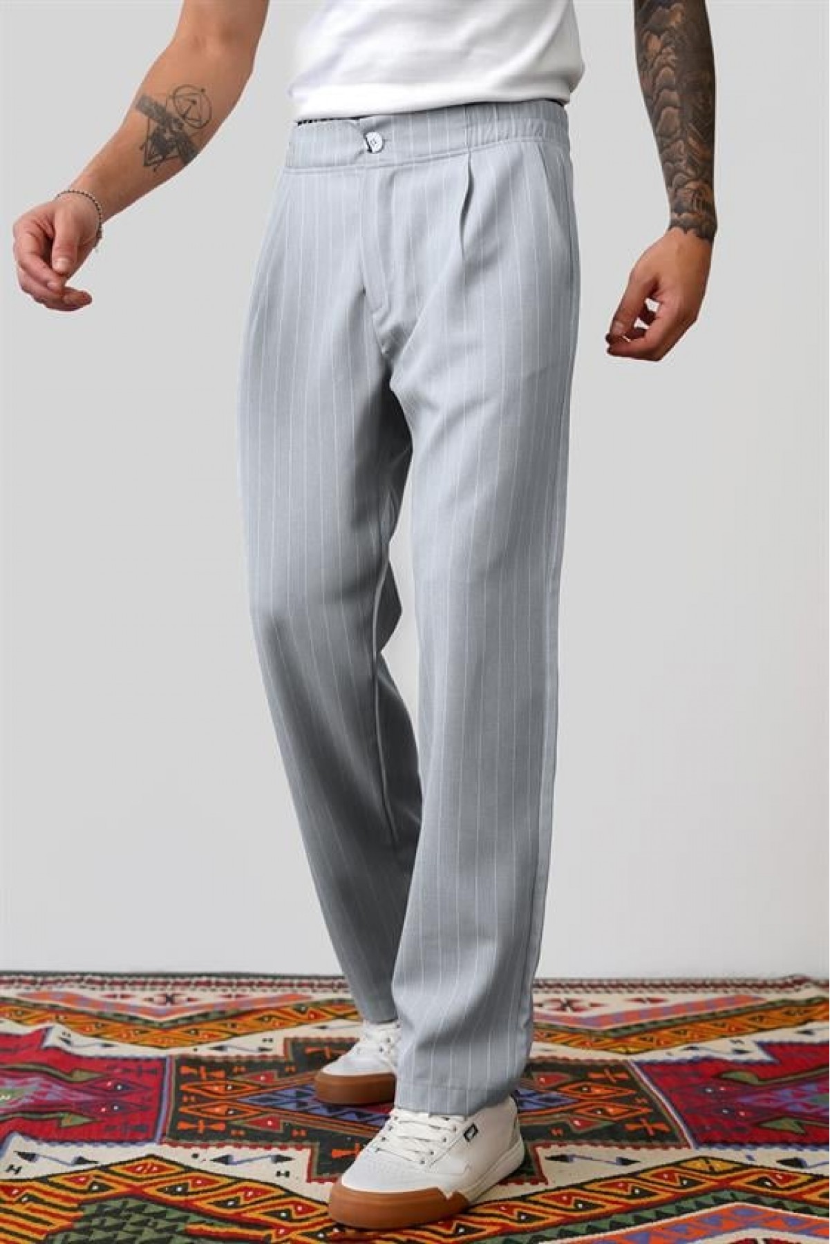 Bol Kesim Çizgili Arkası Ve Yanları Cepli Pantolon S