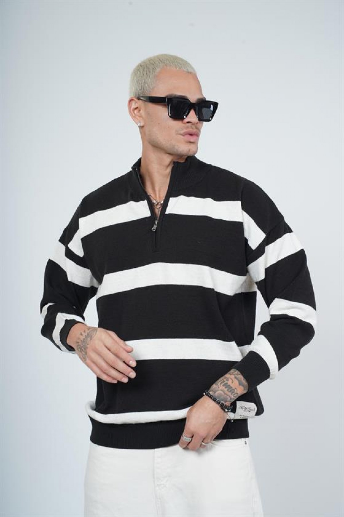 Çizgili Yarım Fermuarlı Oversize Kalıp Triko Kazak S