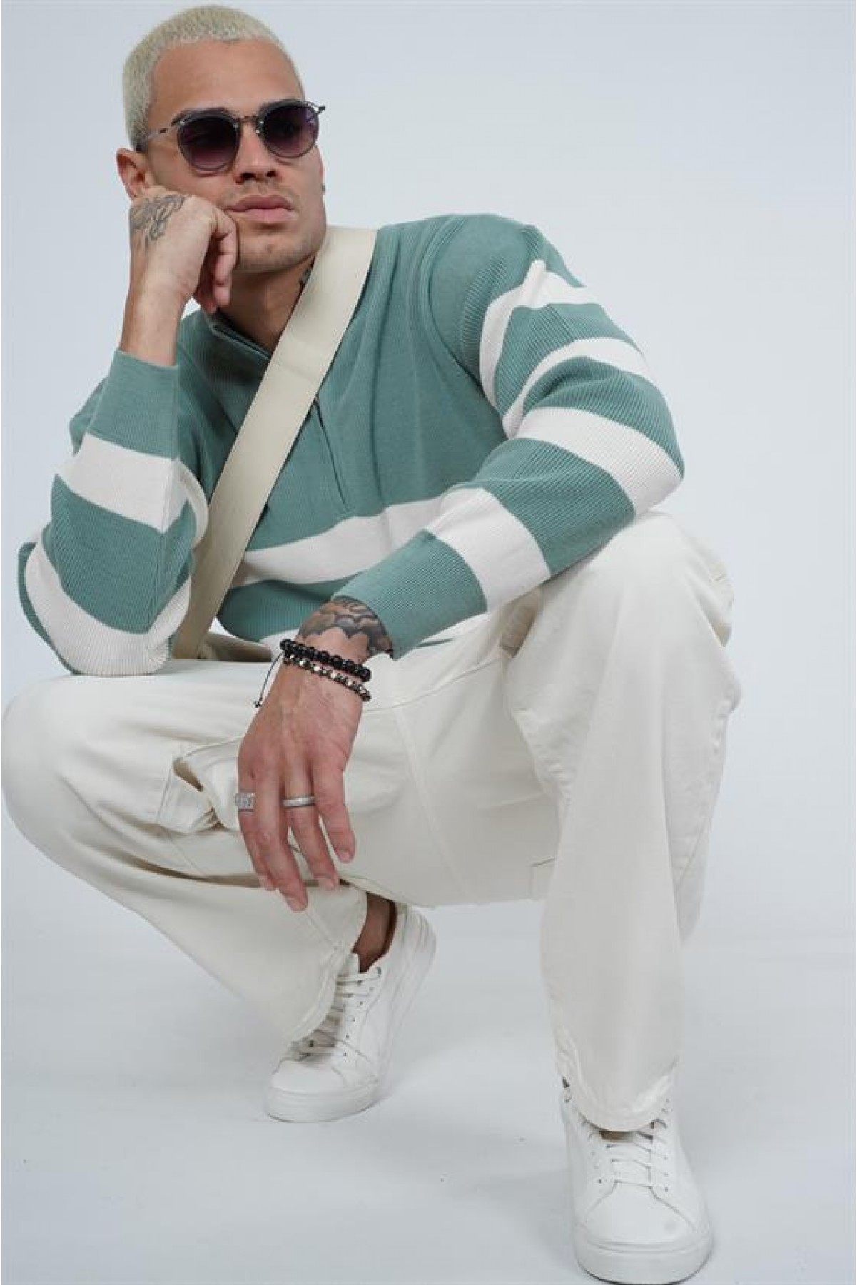 Dik Yaka Yarım Fermuarlı Çizgili Oversize Kalıp Erkek Kazak S