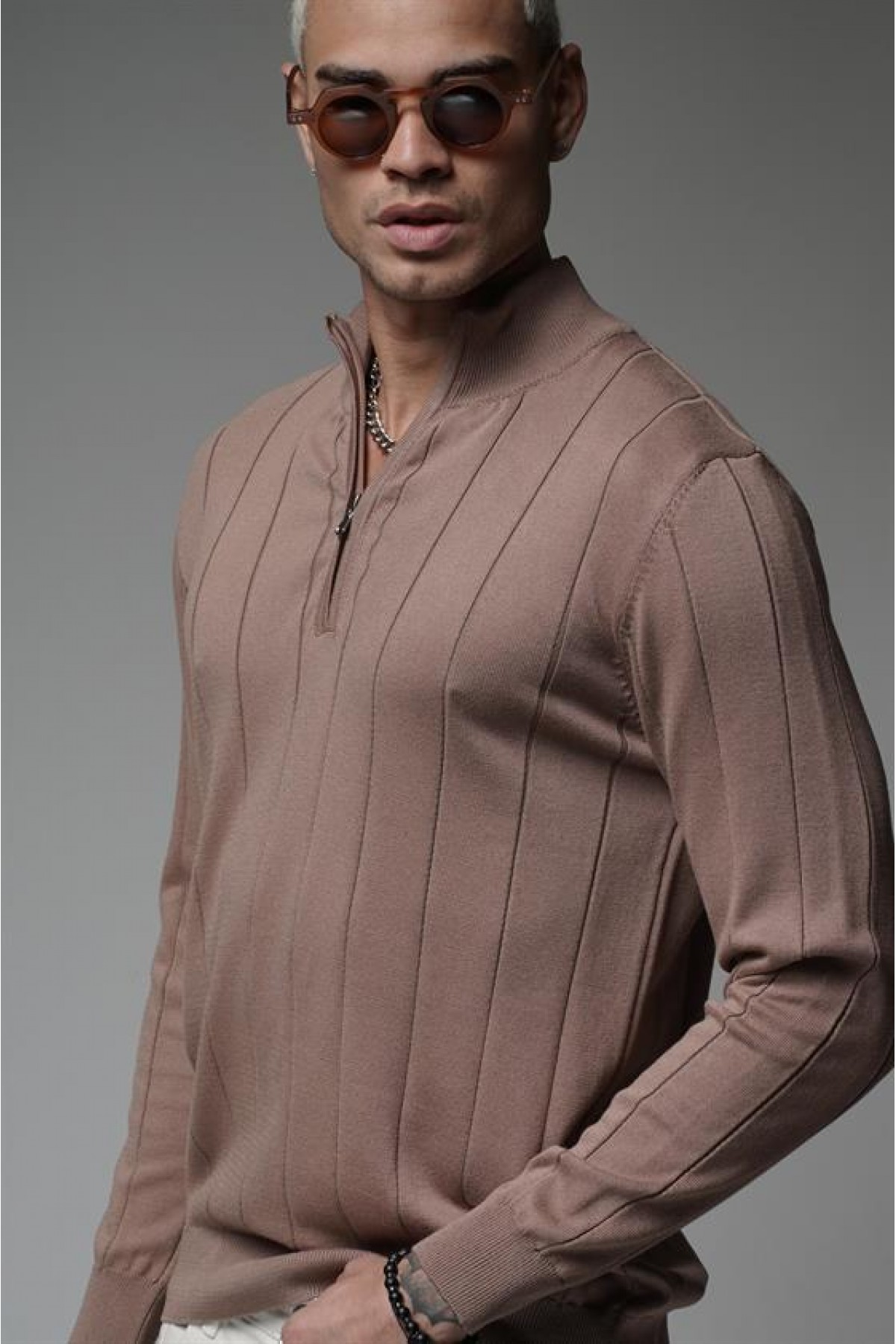 Dik Yaka Yarım Fermuarlı Fitilli Erkek Triko Kazak S