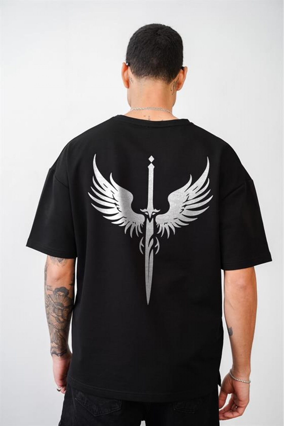 Kılıç Baskılı Oversize Kalıp Unisex Tişört S
