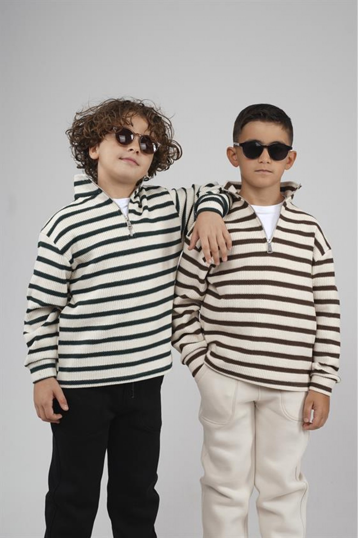 Kingbrich Kids Oversize Kalıp Çizgili Yakası Fermuarlı Sweatshirt 7/8 YAŞ