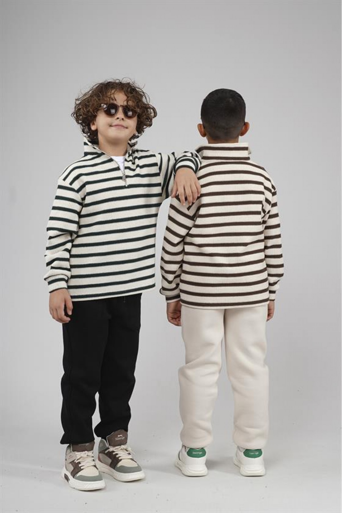Kingbrich Kids Oversize Kalıp Çizgili Yakası Fermuarlı Sweatshirt 7/8 YAŞ