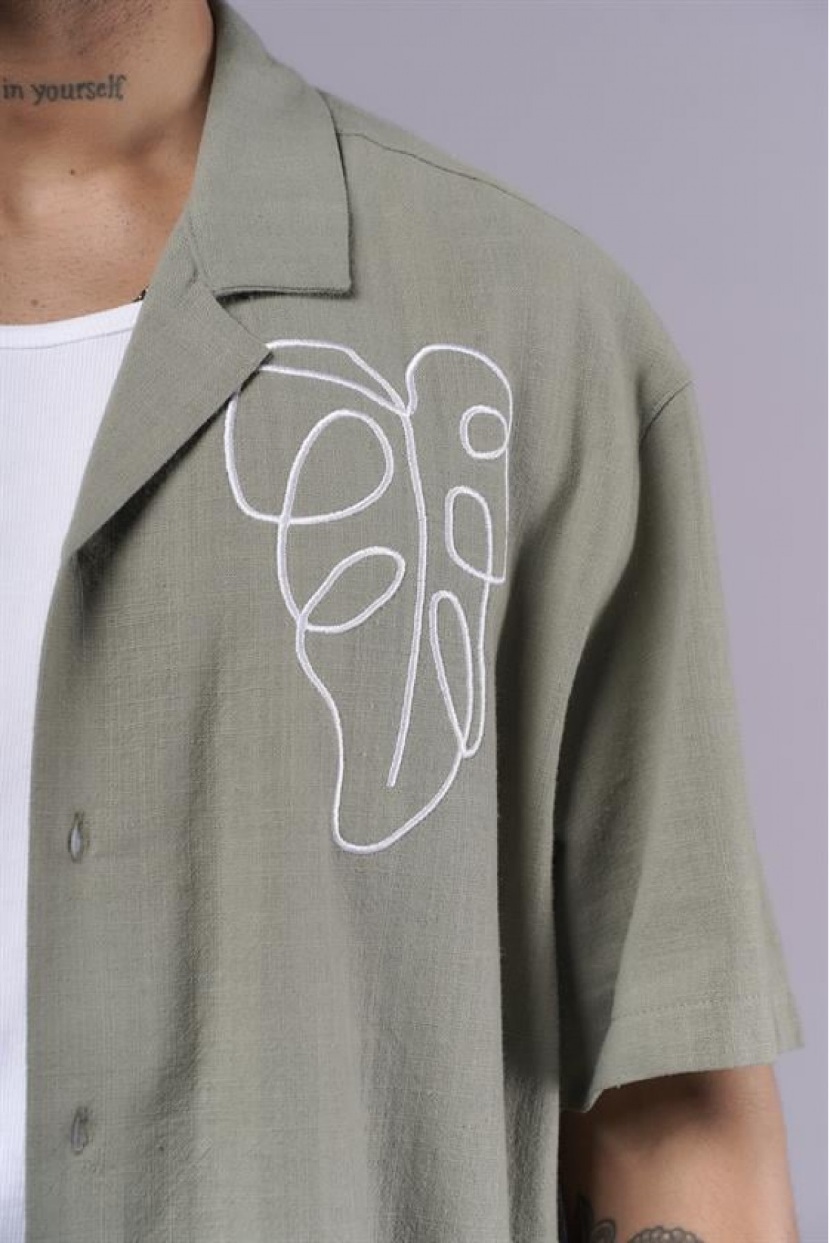 Nakış Detaylı Pamuk Keten Şort Takım S