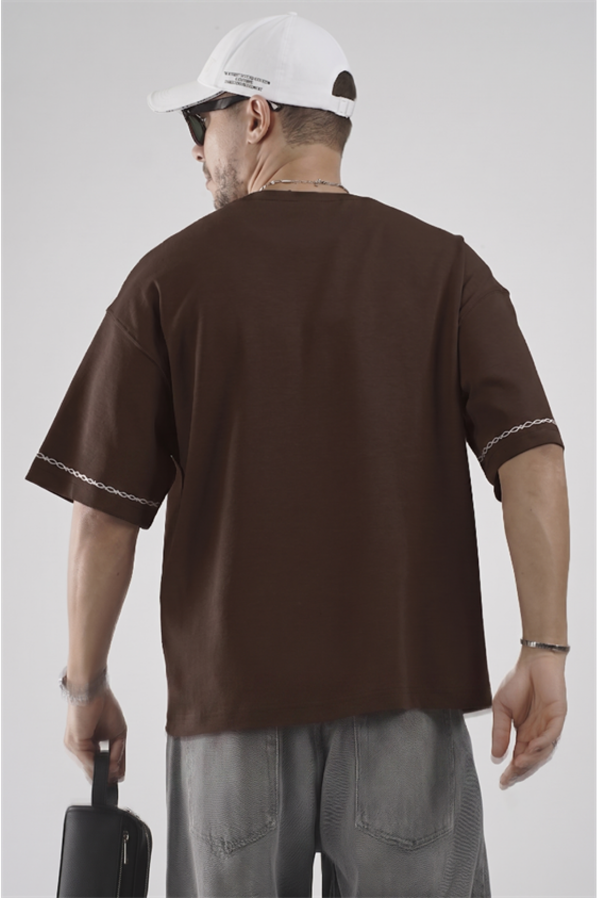 Oversize Kalıp Authenticity Nakış Detaylı Tişört S