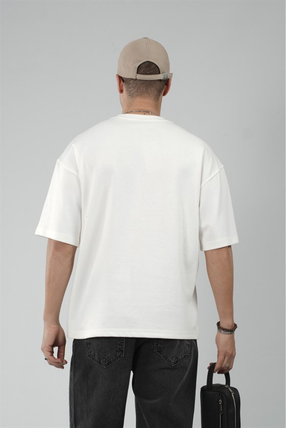 Oversize Kalıp Effective Things Yazılı Basic Tişört S