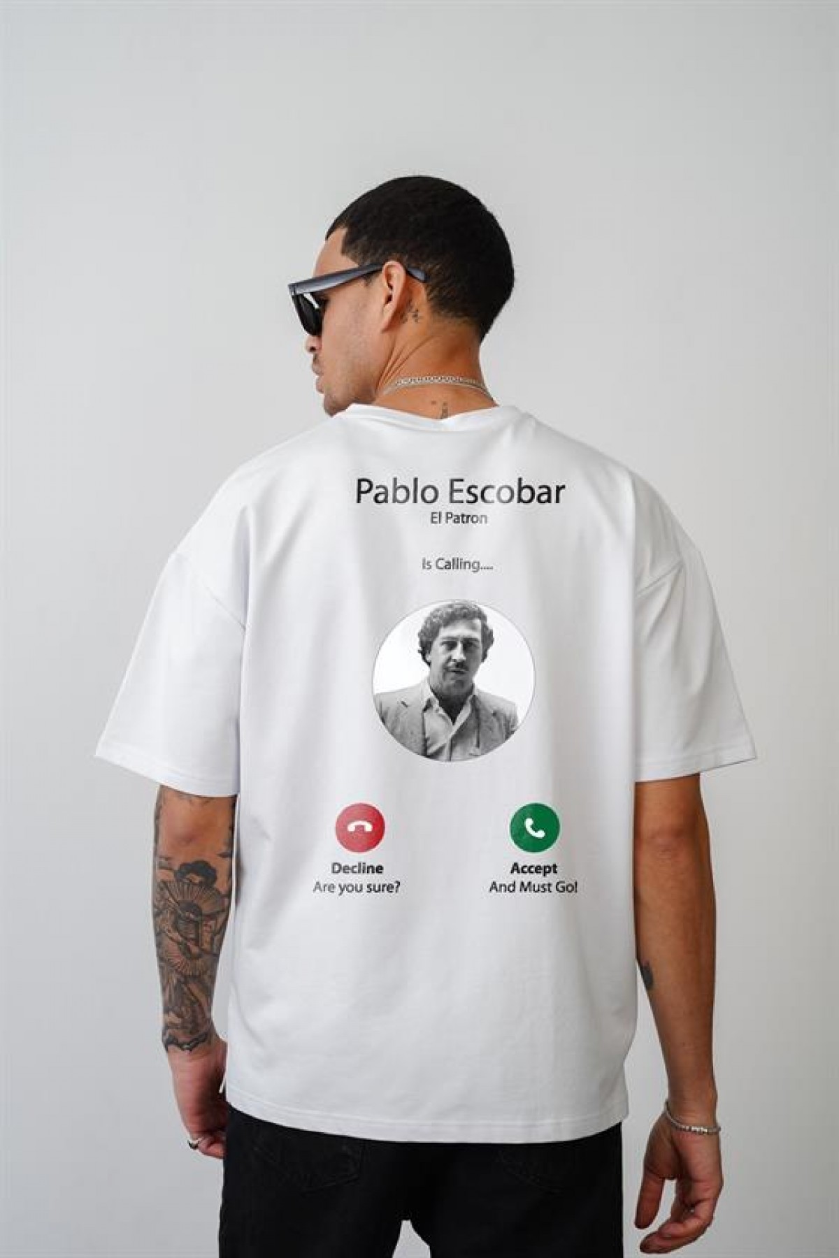 Oversize Kalıp Pablo Escobar İs Calling Baskılı Unisex Tişört S