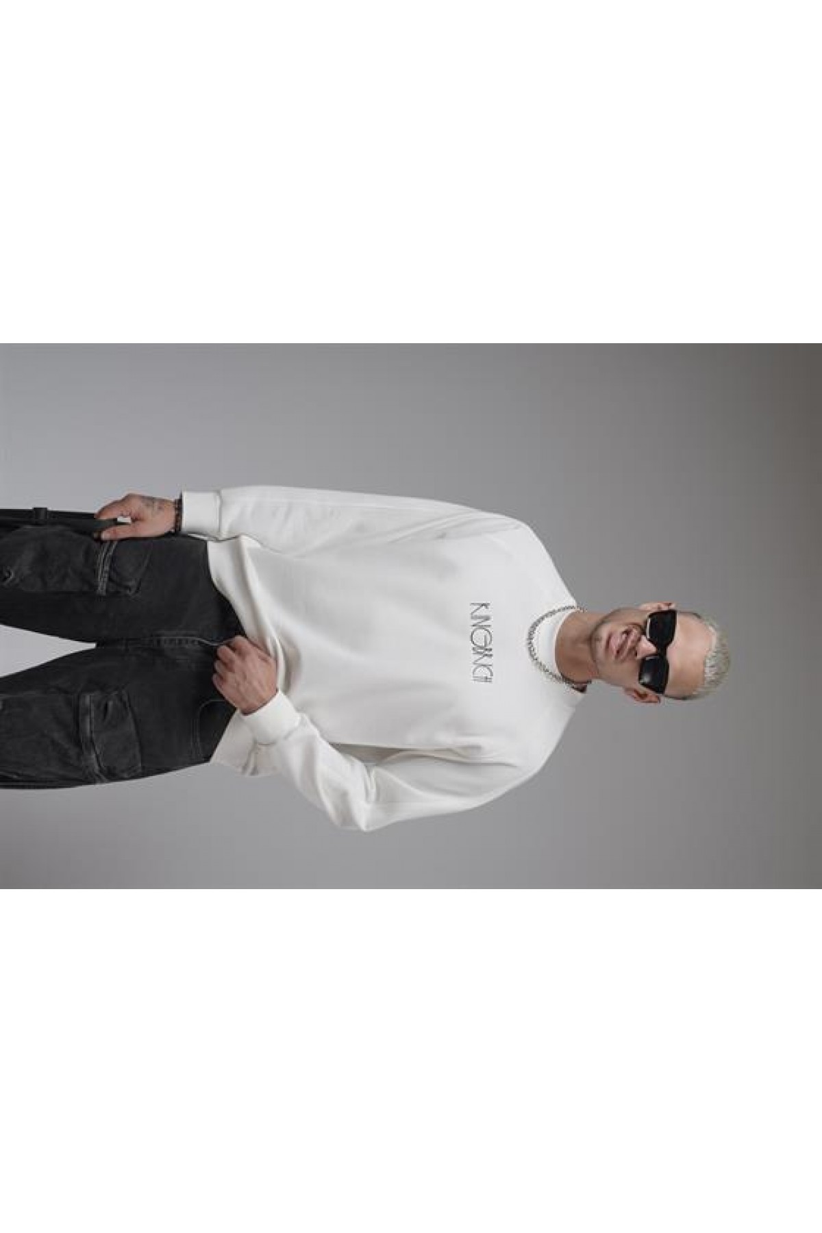 Ribanalı Yaka Reglan Kol Baskılı Oversize Kalıp Sweat S