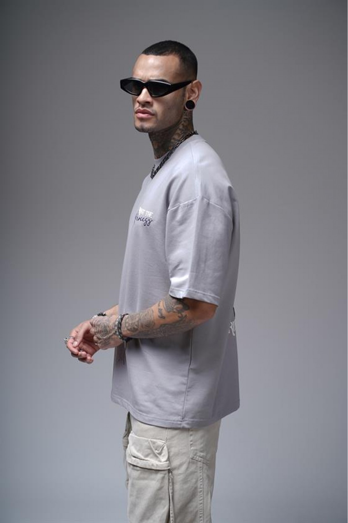 Sırtı Garnili Nakış Detaylı Baskılı Oversize Kalıp Unisex Tişört S