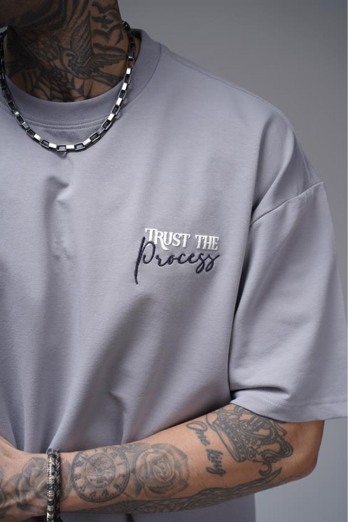 Sırtı Garnili Nakış Detaylı Baskılı Oversize Kalıp Unisex Tişört S