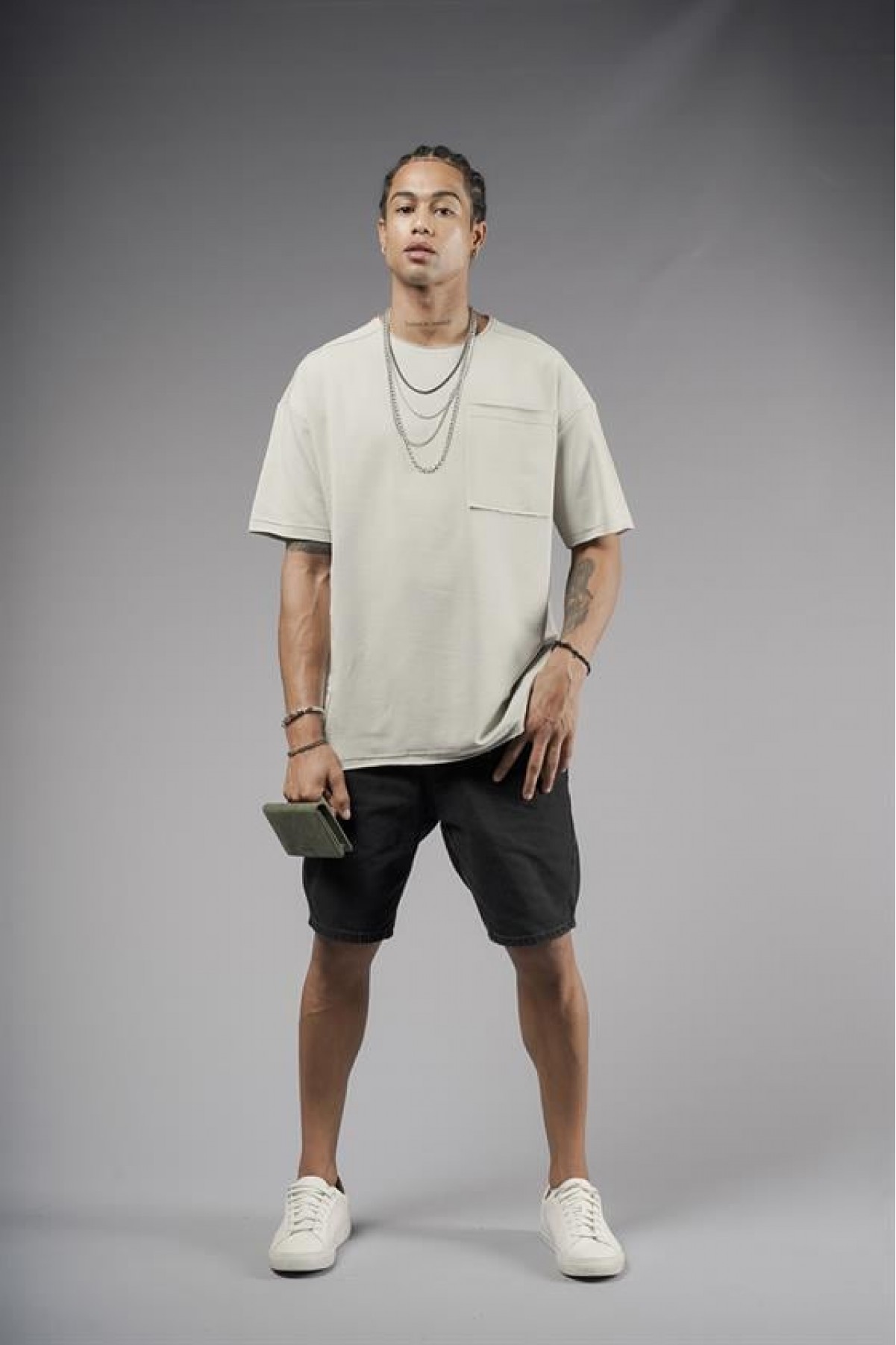 Tek Cepli Pis Yaka Oversize Kalıp Tişört S