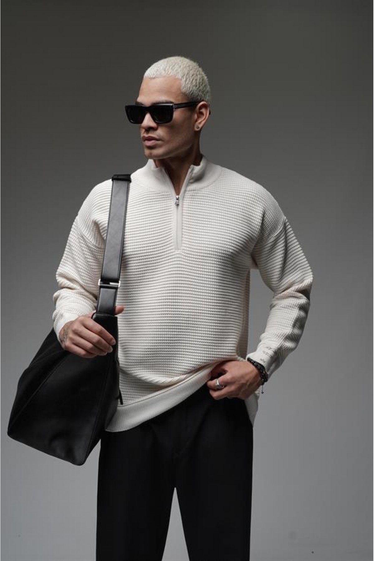 Yarım Yaka Fermuarlı Oversize Kalıp Jakar Triko Kazak S