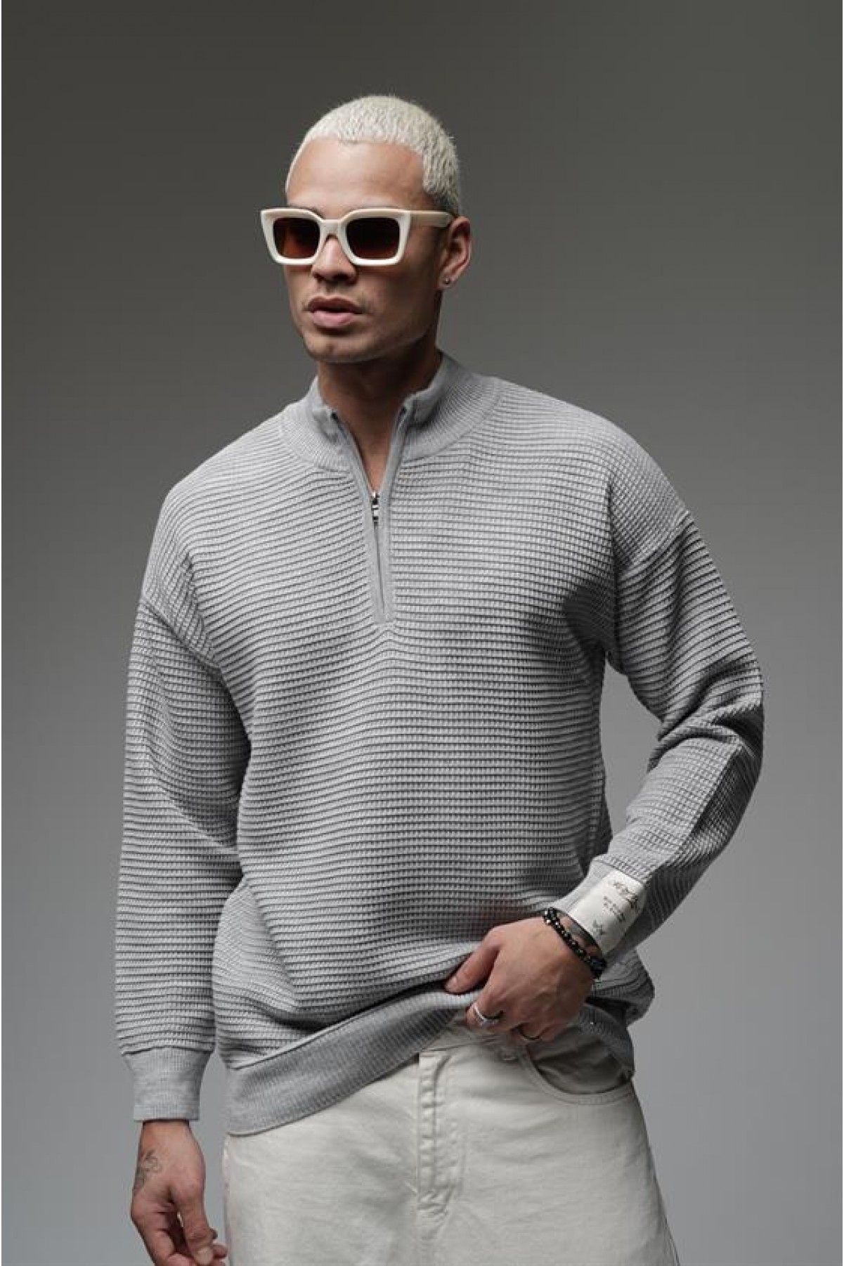 Yarım Yaka Fermuarlı Oversize Kalıp Jakar Triko Kazak S