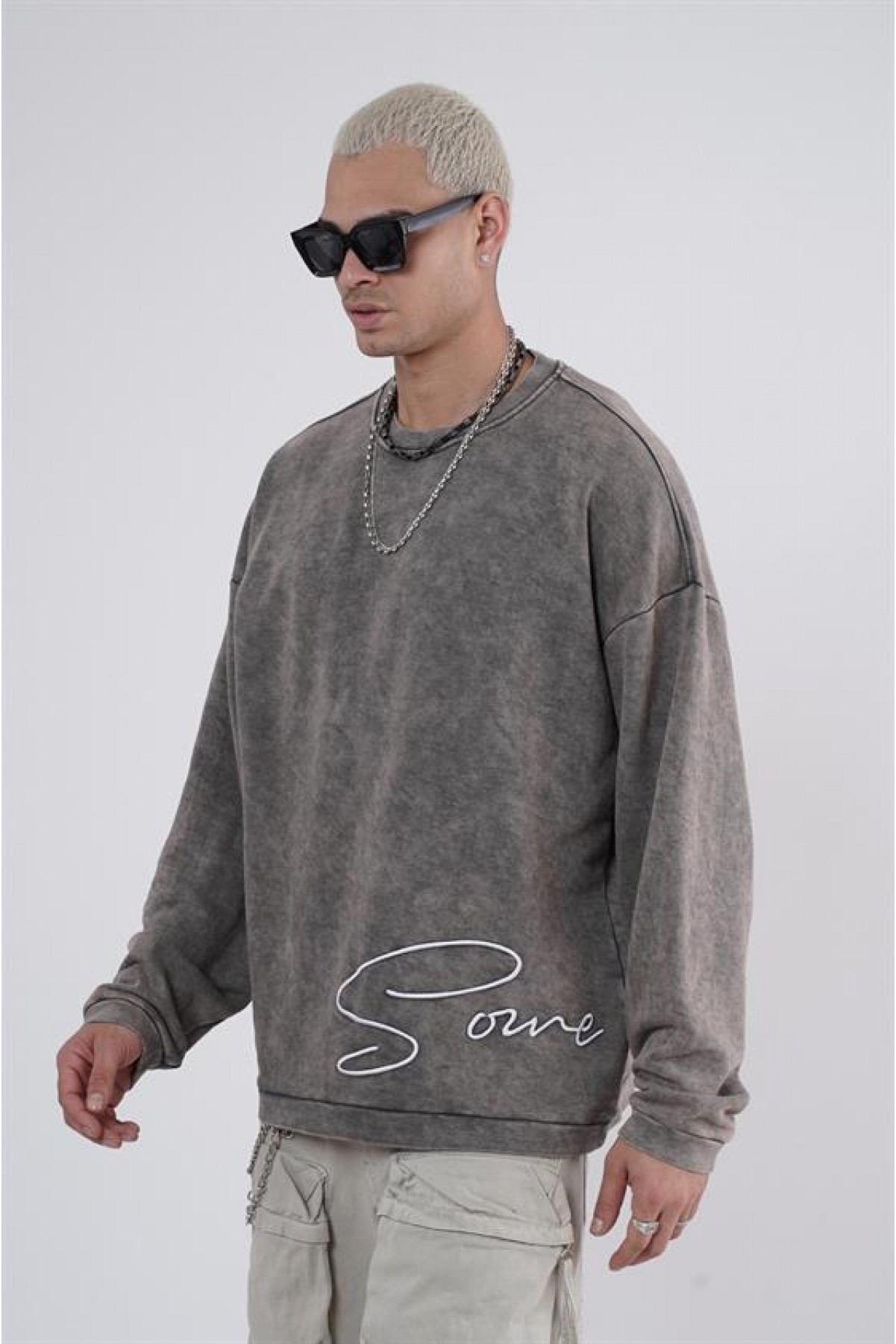 Yıkamalı Oversize Kalıp Nakışlı Sweatshirt S